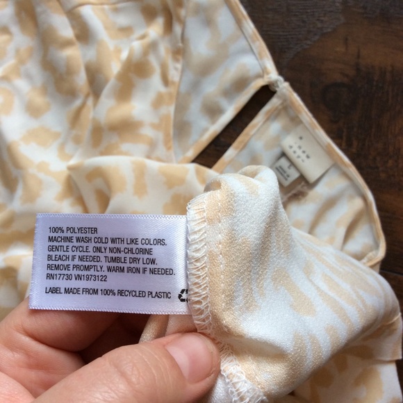 NWT A New Day Cheetah Print Cream Silky blouse L - Picture 15 of 15
